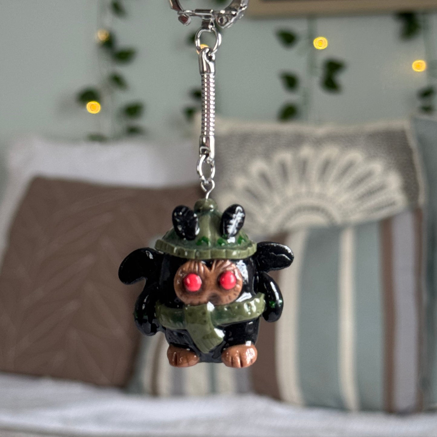 Lamp Buddy Mothman Charm